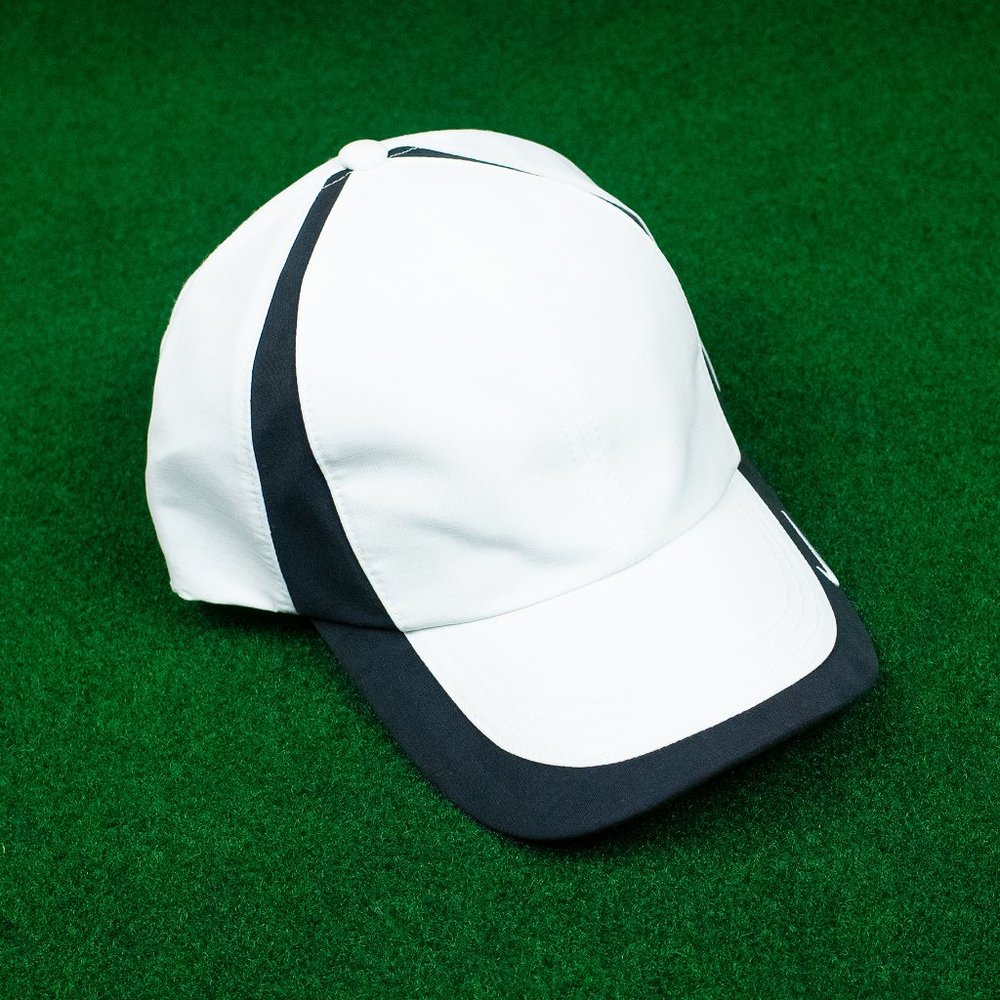 NWT Nike DRI FIT White/Black Hat
